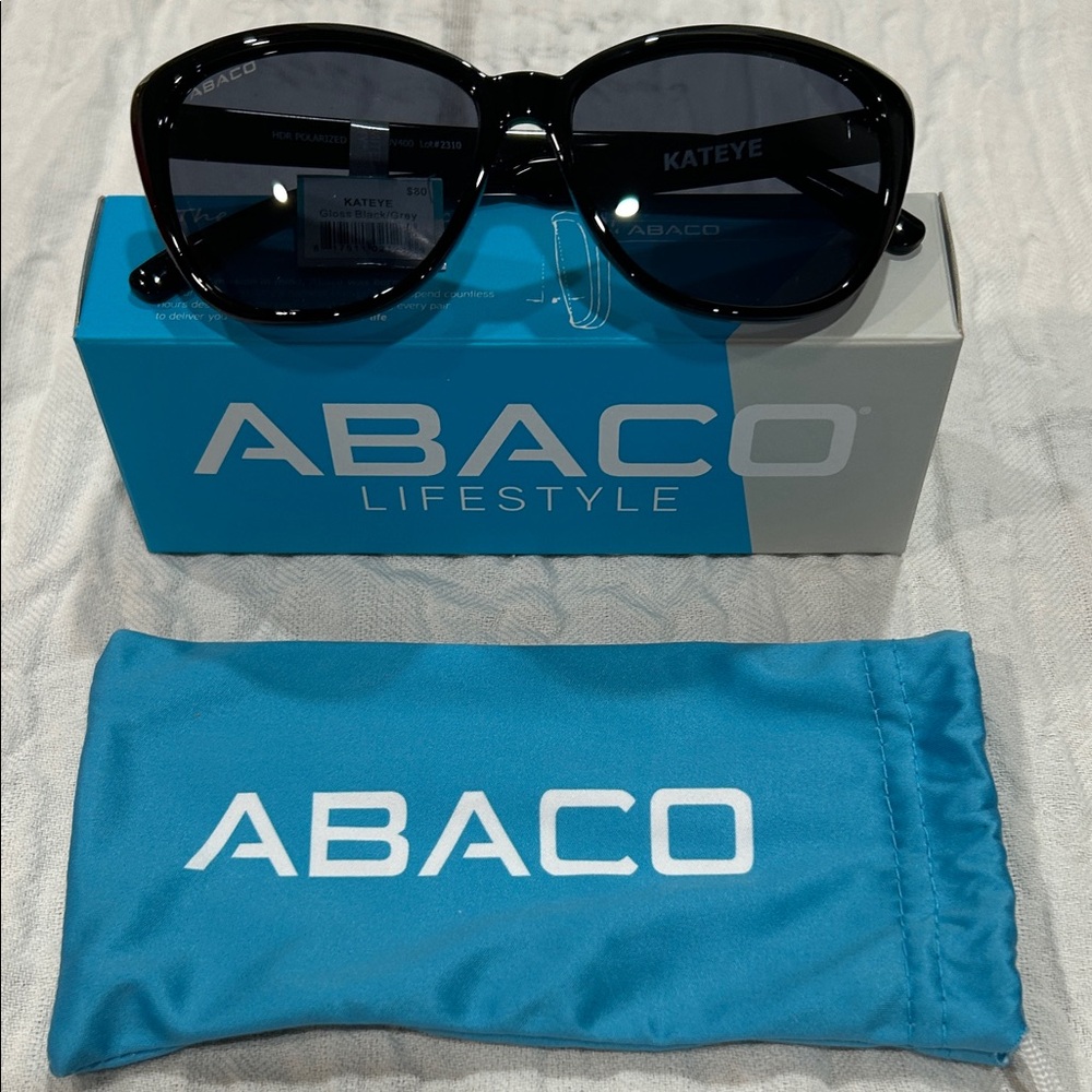 Abaco Black Kateye Women's Sunglasses